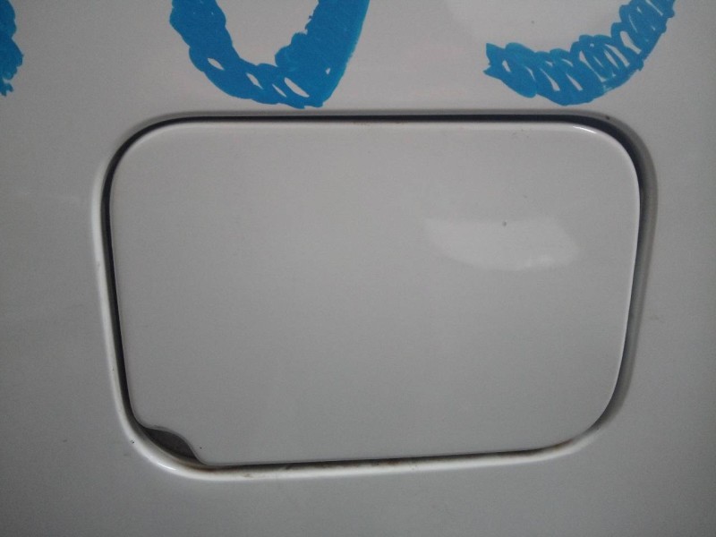 Recambio de tapa exterior combustible para dacia lodgy ambiance referencia OEM IAM   