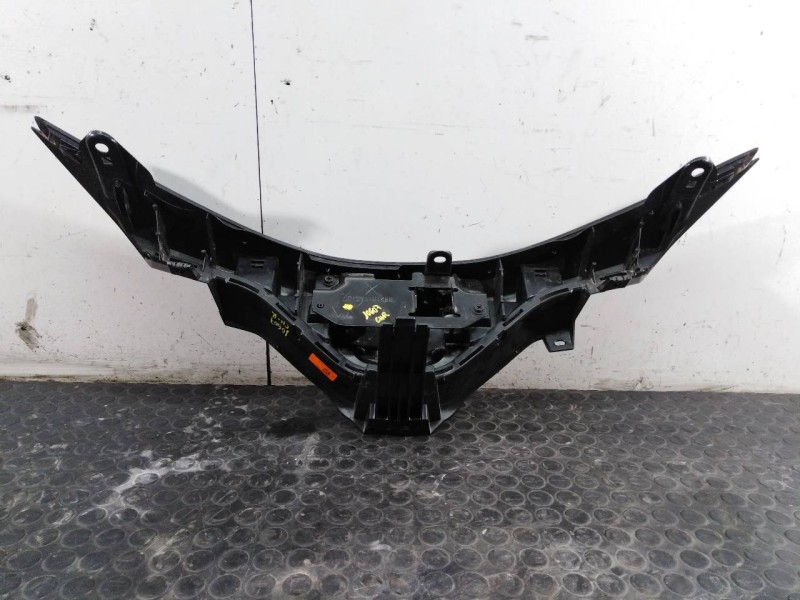 Recambio de rejilla delantera para toyota c-hr hybrid advance referencia OEM IAM 88215F4010  P2-A2-29