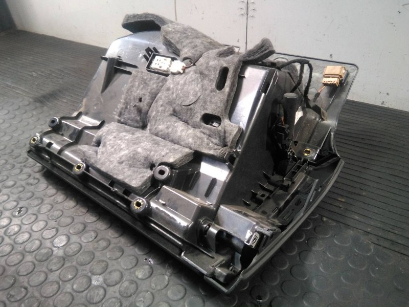 Recambio de guantera para audi a5 sportback (8t) 2.7 tdi referencia OEM IAM 8K1857035  P2-A1-34