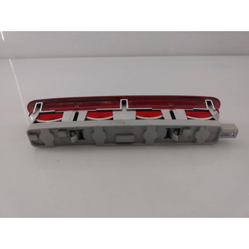 Recambio de luz central de freno para fiat doblo active referencia OEM IAM   E2-B2-24-1