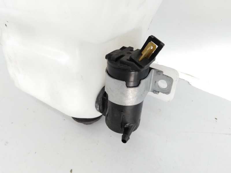 Recambio de deposito limpia para mitsubishi montero (v80/v90) 3.2 di-d intense (5-ptas.) referencia OEM IAM 060351507  E2-B4-60-