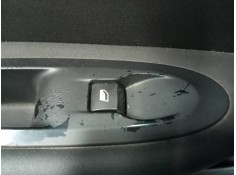 MANDO ELEVALUNAS TRASERO IZQUIERDO 