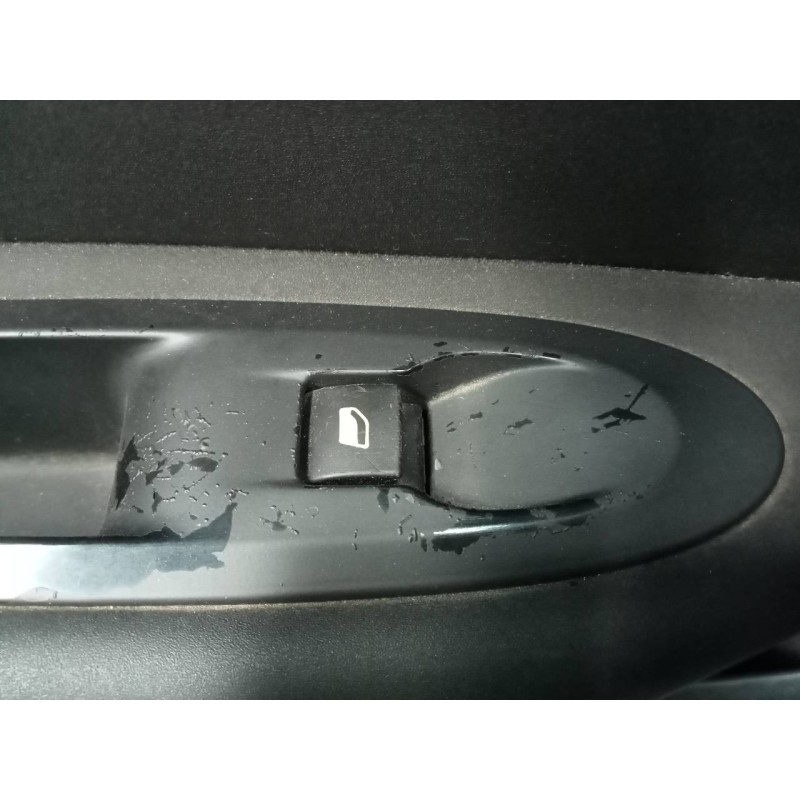 Recambio de mando elevalunas trasero izquierdo para citroën c4 lim. seduction referencia OEM IAM   