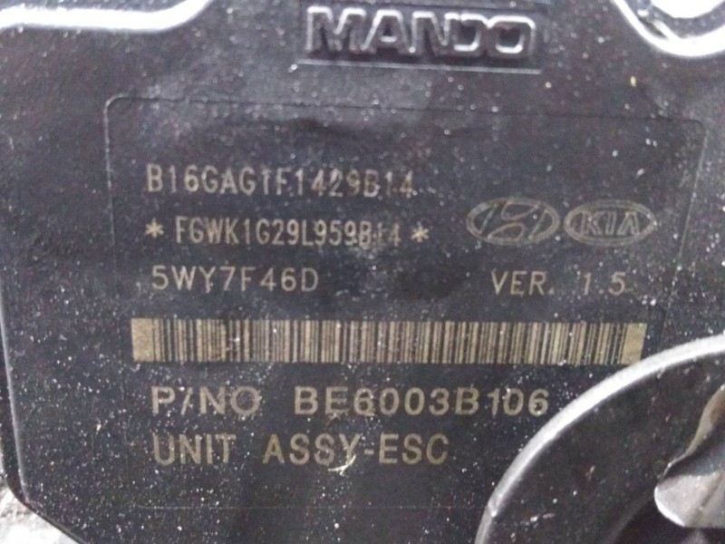 Recambio de abs para hyundai ix35 style 2wd referencia OEM IAM 586202Y350 5WY7F46D P3-A8-25-2