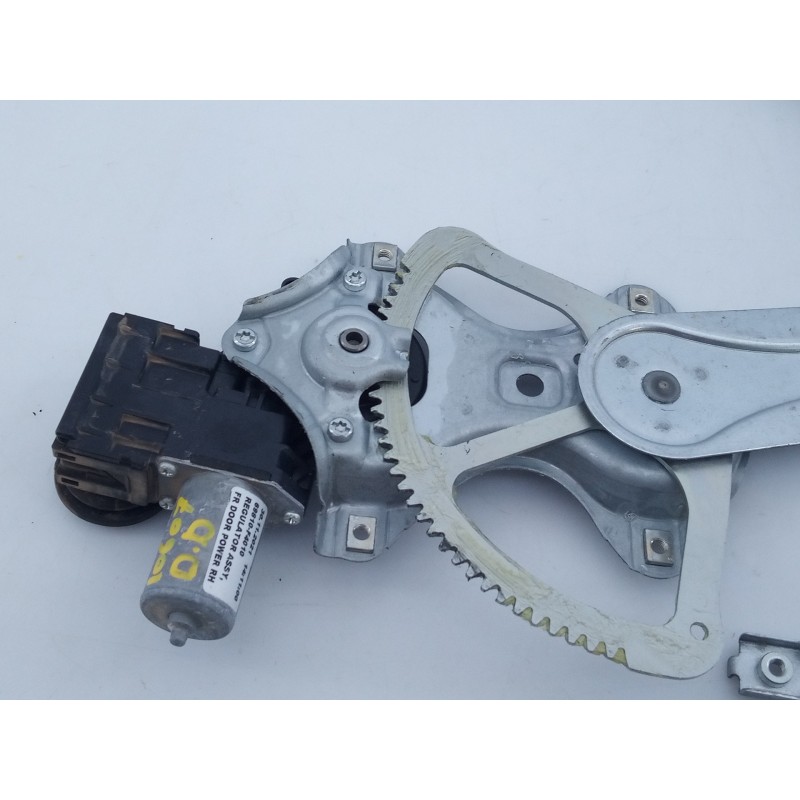 Recambio de elevalunas delantero derecho para toyota c-hr hybrid advance referencia OEM IAM 69810F4010 85710F4010 