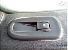 MANDO ELEVALUNAS DELANTERO DERECHO 