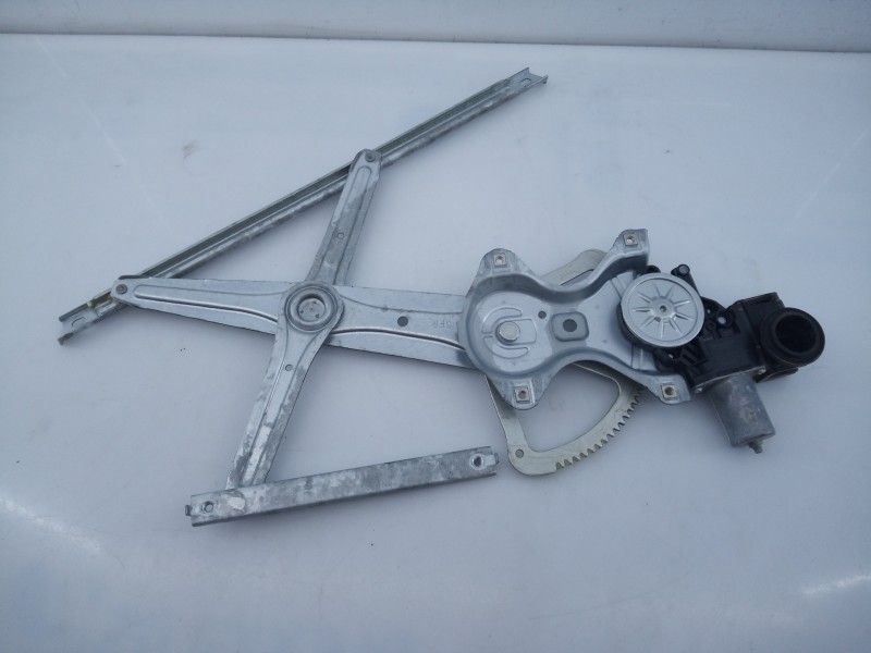 Recambio de elevalunas delantero derecho para toyota c-hr hybrid advance referencia OEM IAM 69810F4010 85710F4010 