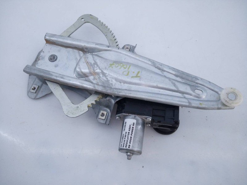 Recambio de elevalunas trasero derecho para toyota c-hr hybrid advance referencia OEM IAM   E2-B4-10-1