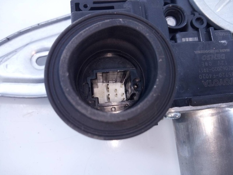 Recambio de elevalunas trasero derecho para toyota c-hr hybrid advance referencia OEM IAM   E2-B4-10-1