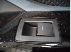 MANDO ELEVALUNAS DELANTERO DERECHO 