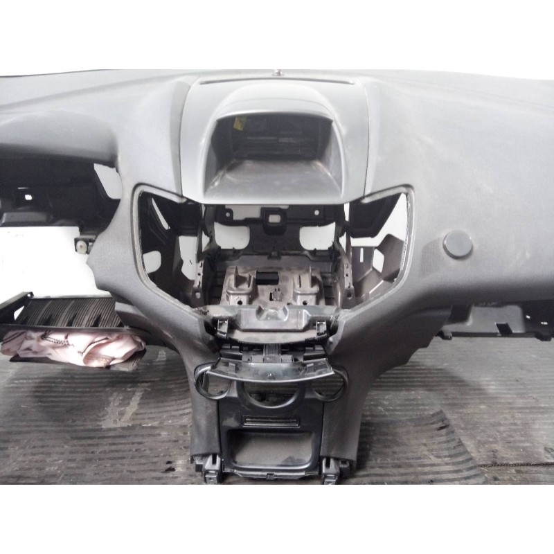 Recambio de salpicadero para ford fiesta (ccn) titanium referencia OEM IAM   P2-B4-30