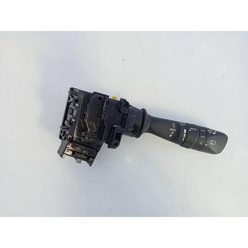 Recambio de mando limpia para toyota c-hr hybrid advance referencia OEM IAM F402017J422  E3-B2-9-4