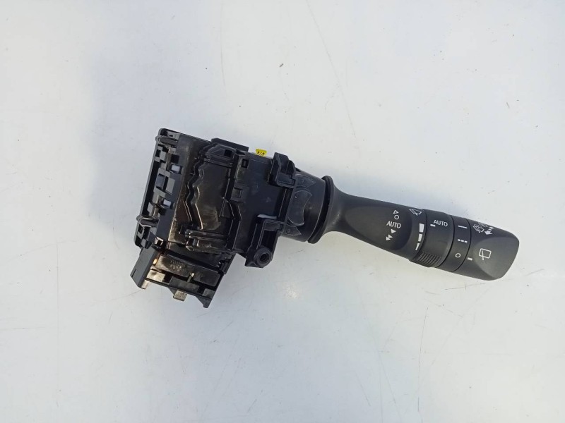 Recambio de mando limpia para toyota c-hr hybrid advance referencia OEM IAM F402017J422  E3-B2-9-4