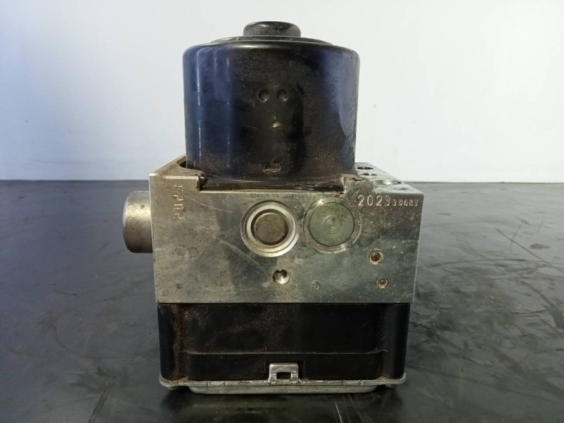 Recambio de abs para porsche cayenne (typ 92aa) diesel platinum edition referencia OEM IAM 7P0614517P 7P09C7379P P3-B8-29-2