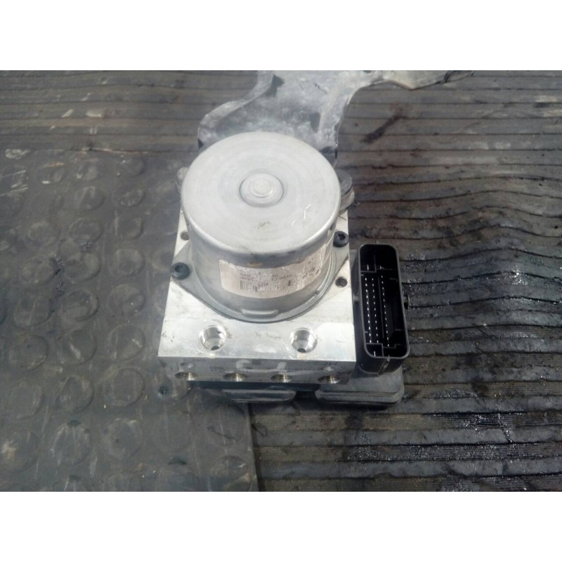 Recambio de abs para kia cee´d drive referencia OEM IAM 6158945200 A258920J00 P3-A8-3-2