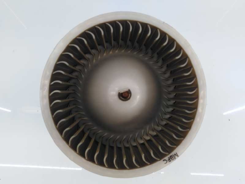 Recambio de ventilador calefaccion para kia cee´d drive referencia OEM IAM F00S3B2474  E3-A3-30-4