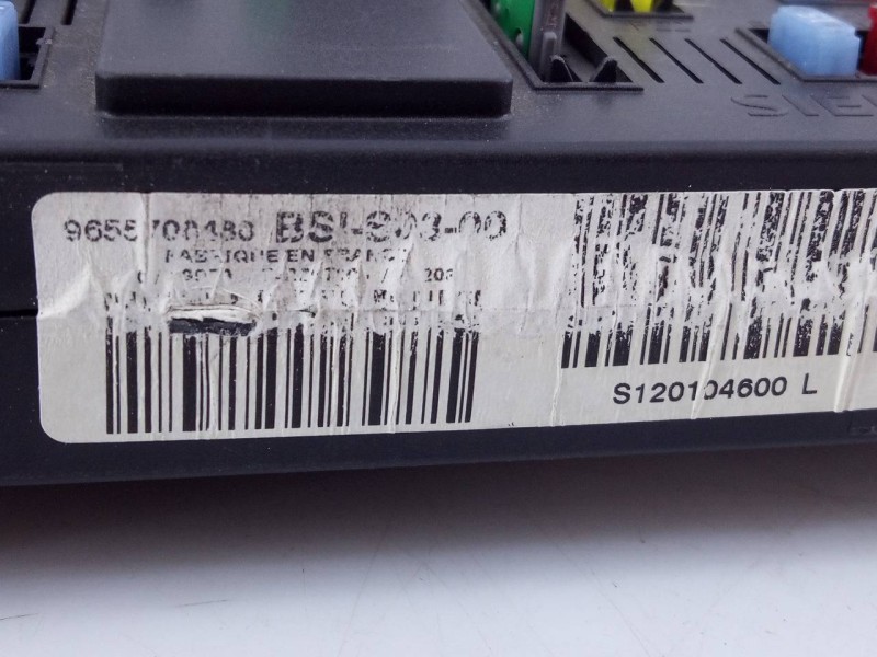 Recambio de caja reles / fusibles para peugeot 407 st confort referencia OEM IAM 9655708480  E3-B2-35-1