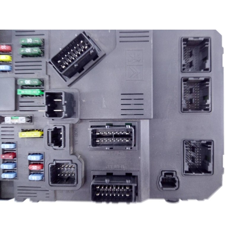 Recambio de caja reles / fusibles para peugeot 407 st confort referencia OEM IAM 9655708480  E3-B2-35-1