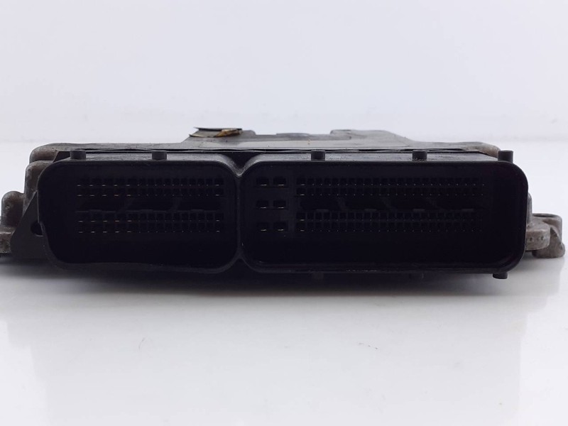 Recambio de centralita motor uce para hyundai ix35 style 2wd referencia OEM IAM 391992ABB3 0281031420 E3-A3-3-3