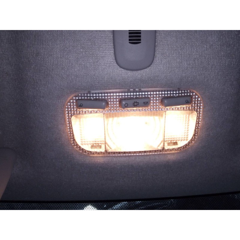 Recambio de luz interior para citroën c-elysée exclusive referencia OEM IAM   