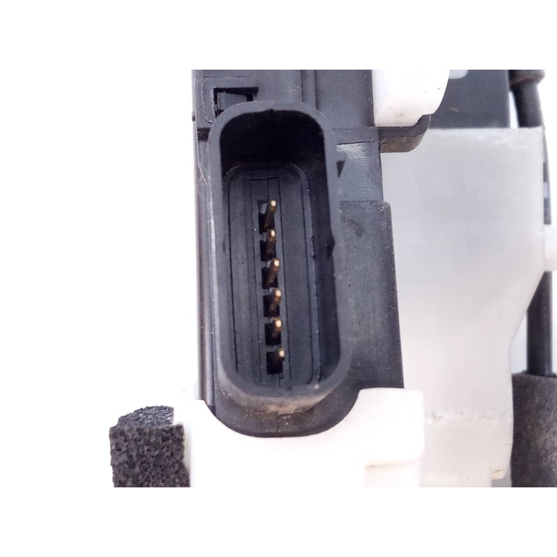 Recambio de cerradura puerta delantera derecha para hyundai ix35 style 2wd referencia OEM IAM 813202Y000KD3  E2-B5-44-2