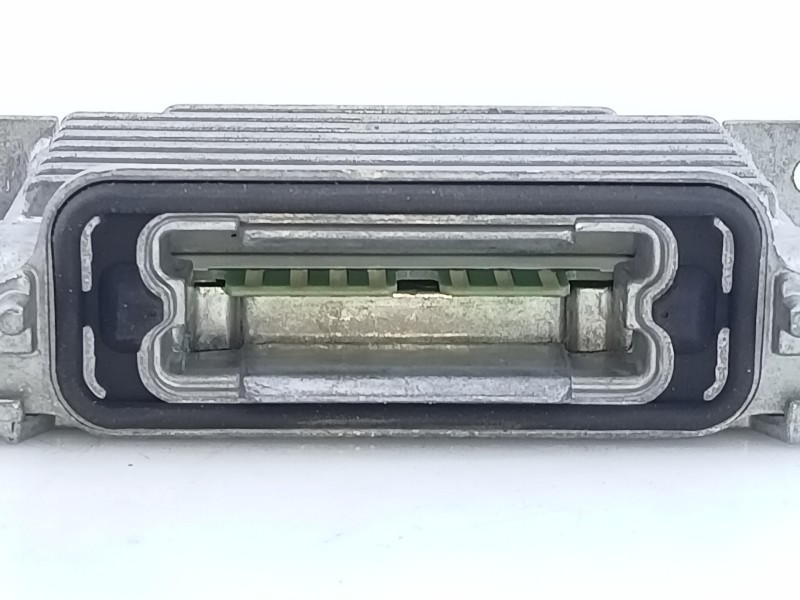 Recambio de centralita faros xenon para ford kuga (cbs) referencia OEM IAM 89089352 VZ739376120008250273507 E3-B3-24-1
