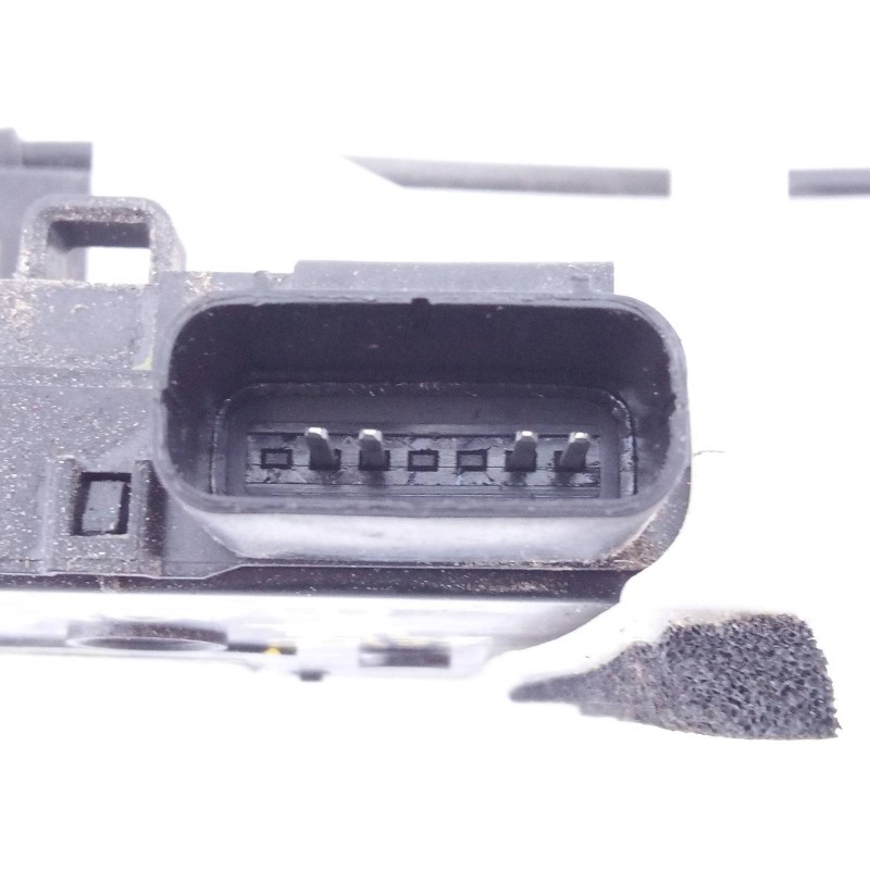 Recambio de cerradura puerta trasera derecha para hyundai ix35 style 2wd referencia OEM IAM 814202Y010  E2-B5-61-2