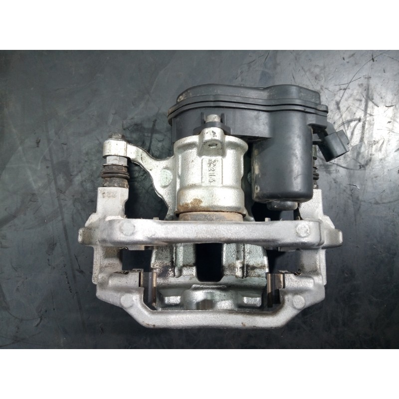 Recambio de pinza freno trasera izquierda para toyota c-hr hybrid advance referencia OEM IAM P43HHD 46310F4011 P1-A4-23