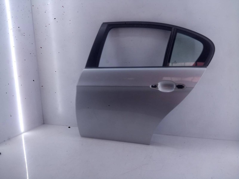 Recambio de puerta trasera izquierda para bmw serie 3 berlina (e90) 318d referencia OEM IAM   E4-B4-10