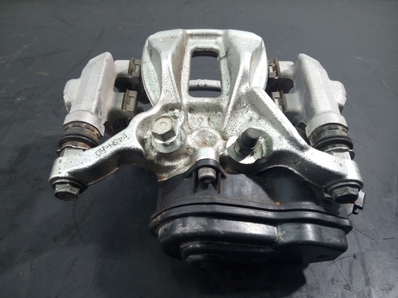 Recambio de pinza freno trasera izquierda para toyota c-hr hybrid advance referencia OEM IAM P43HHD 46310F4011 P1-A4-23
