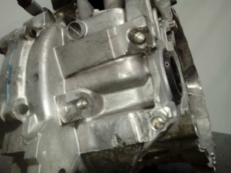 Recambio de caja cambios para kia cee´d 1.6 crdi cat referencia OEM IAM S61767 19677 M1-B4-122