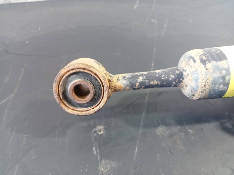 Recambio de amortiguador delantero izquierdo para toyota land cruiser (j12) 4.0 v6 vx referencia OEM IAM 4851060090  P1-B4-4