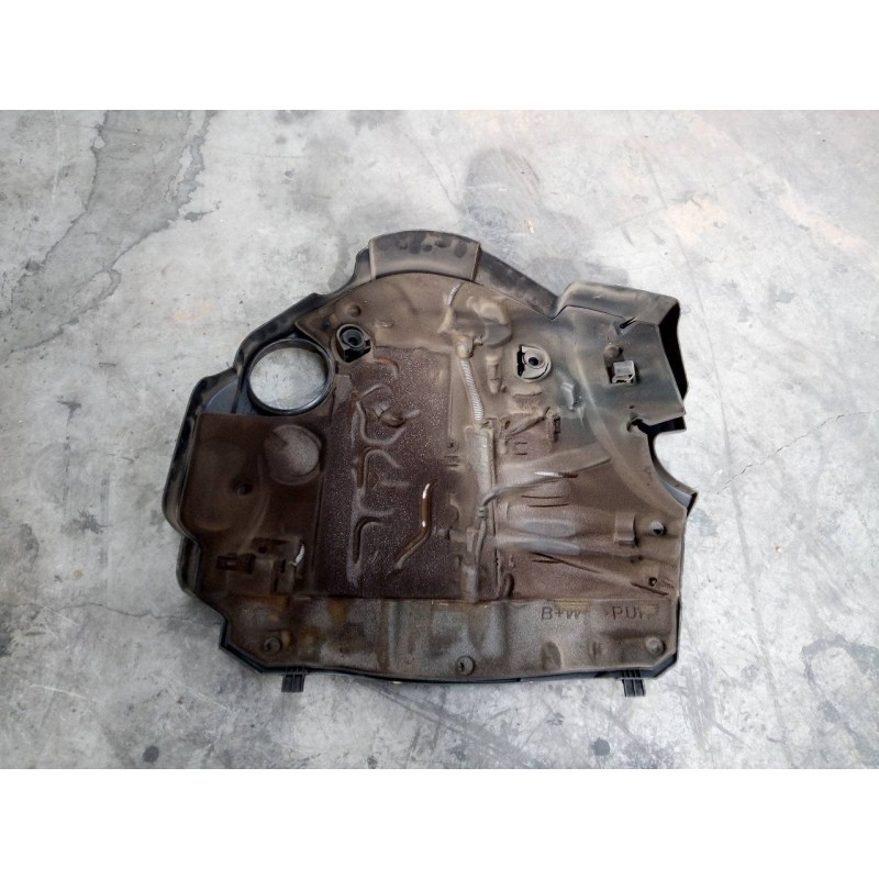 Recambio de tapa motor para bmw x1 (e84) sdrive 18d referencia OEM IAM   