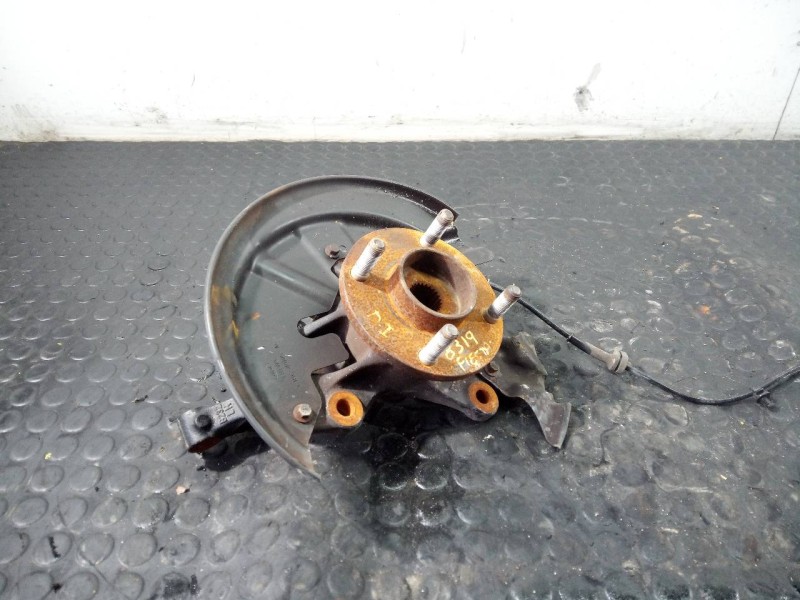 Recambio de mangueta delantera izquierda para ford fiesta (ccn) titanium referencia OEM IAM   P1-B5-27