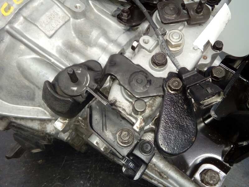 Recambio de caja cambios para kia cee´d 1.6 crdi cat referencia OEM IAM S61767 19677 M1-B4-122