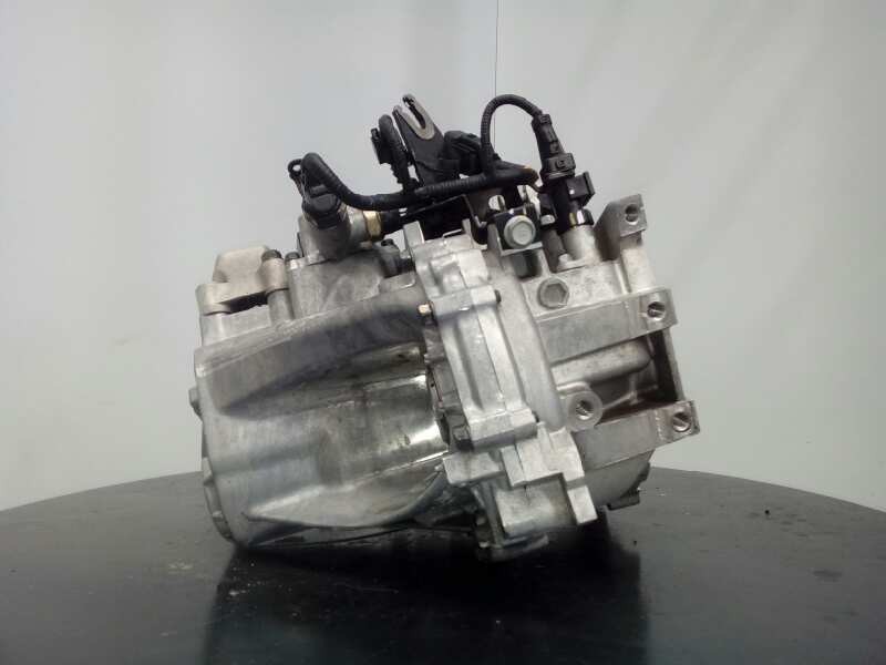 Recambio de caja cambios para kia cee´d 1.6 crdi cat referencia OEM IAM S61767 306024 M1-B4-122