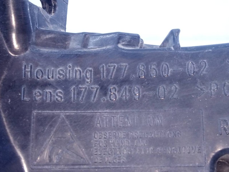 Recambio de piloto delantero derecho para citroën c4 grand picasso 1.6 e-hdi fap referencia OEM IAM 17785002 17784902 E1-A4-43-2