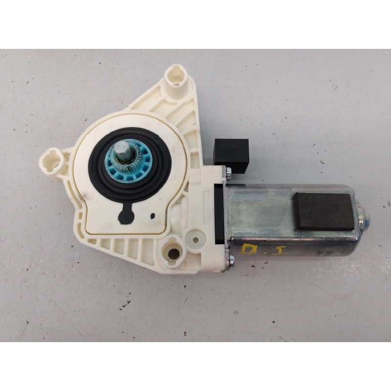 Recambio de motor elevalunas delantero izquierdo para volkswagen tiguan allspace(bw2) sport 4motion referencia OEM IAM 5Q4959802