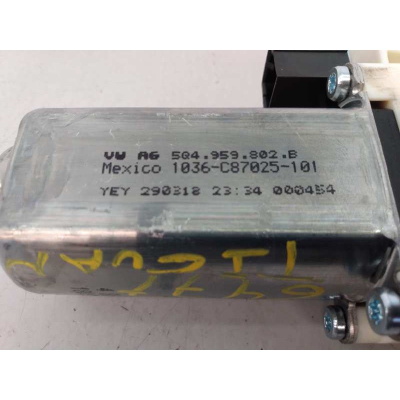 Recambio de motor elevalunas delantero izquierdo para volkswagen tiguan allspace(bw2) sport 4motion referencia OEM IAM 5Q4959802