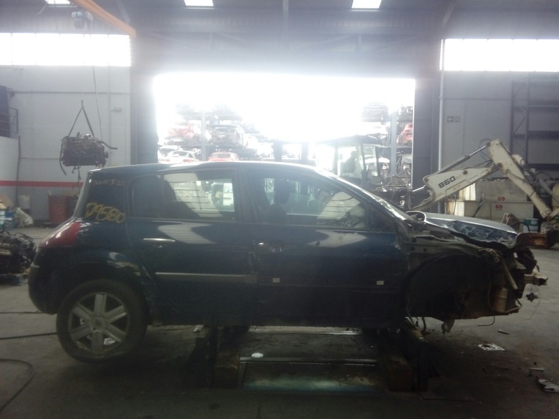 renault megane ii berlina 3p del año 2004