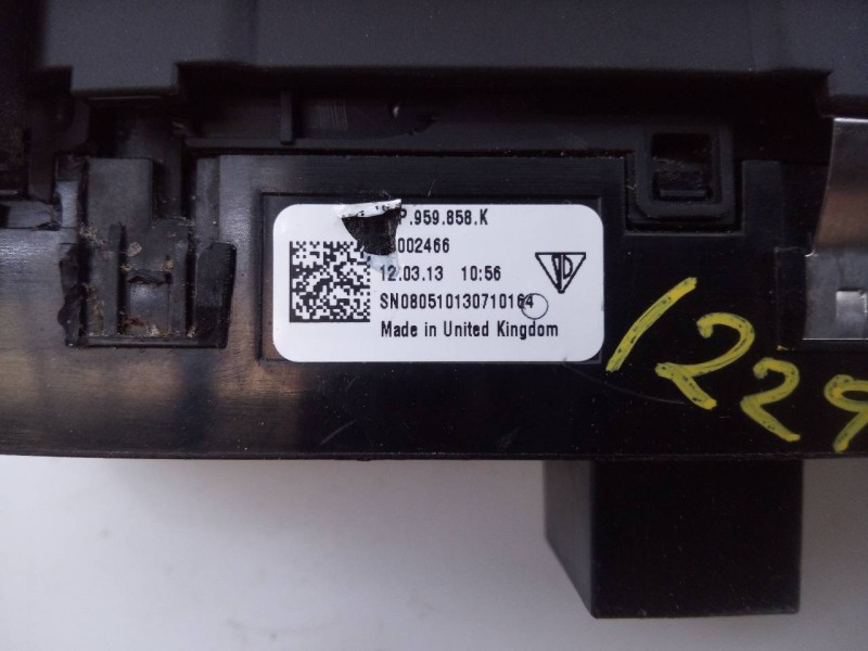 Recambio de mando elevalunas delantero izquierdo para porsche cayenne (typ 92aa) diesel platinum edition referencia OEM IAM 1P09