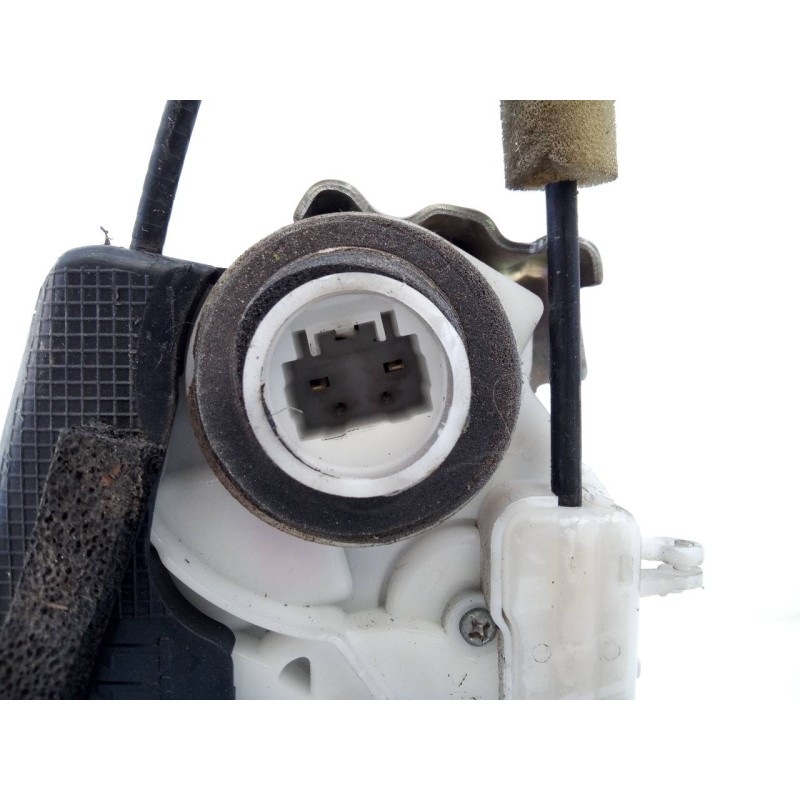 Recambio de cerradura puerta trasera izquierda para toyota prius (nhw30) plug-in hybrid advance referencia OEM IAM T4314120F1  E