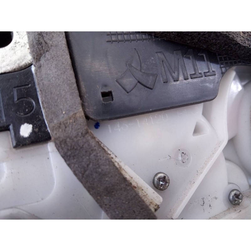 Recambio de cerradura puerta trasera izquierda para toyota prius (nhw30) plug-in hybrid advance referencia OEM IAM T4314120F1  E