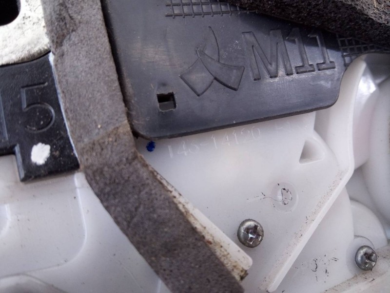 Recambio de cerradura puerta trasera izquierda para toyota prius (nhw30) plug-in hybrid advance referencia OEM IAM T4314120F1  E