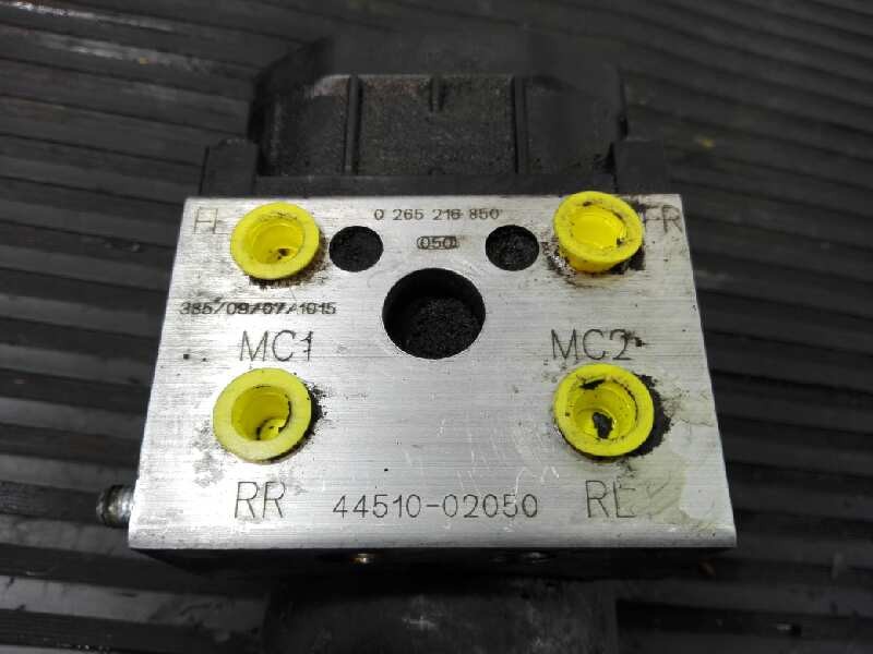 Recambio de abs para toyota corolla (e12) 2.0 turbodiesel cat referencia OEM IAM 4451002050 0265216850 P3-A8-25-5