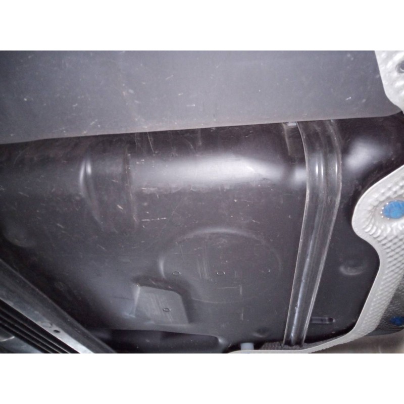 Recambio de deposito combustible para mercedes-benz clase a (w176) a 180 cdi blueefficiency (176.012) referencia OEM IAM   