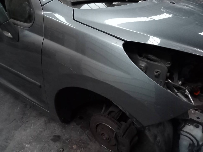 Recambio de aleta delantera derecha para peugeot 207 active referencia OEM IAM   
