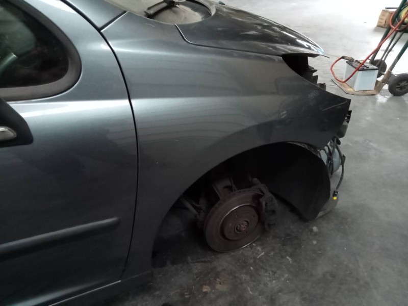 Recambio de aleta delantera derecha para peugeot 207 active referencia OEM IAM   