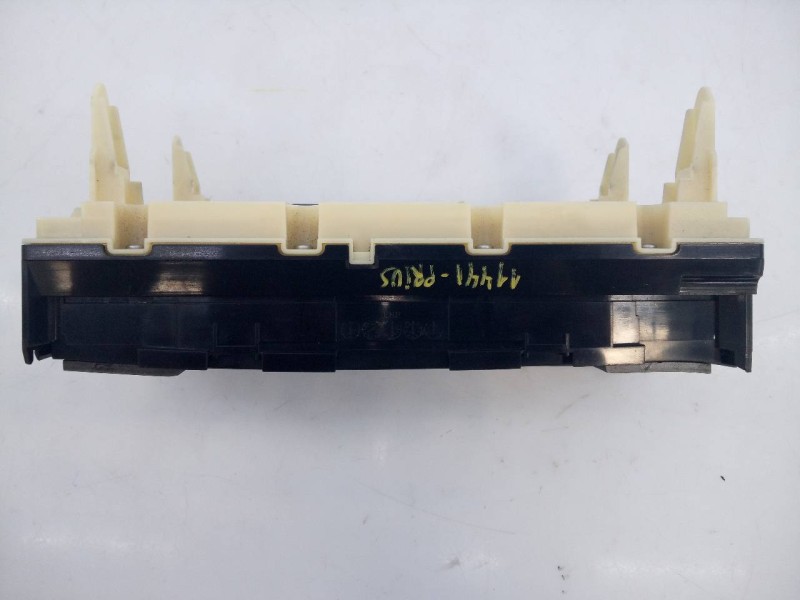 Recambio de mando climatizador para toyota prius (nhw30) plug-in hybrid advance referencia OEM IAM 75D726 5590047120 E3-B2-13-2