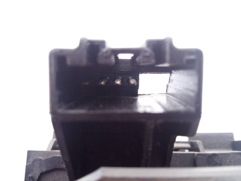 Recambio de cerradura maletero / porton para land rover evoque pure referencia OEM IAM 214713  E1-B4-51-2